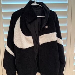 Nike Men's Black and White Sherpa Jacket